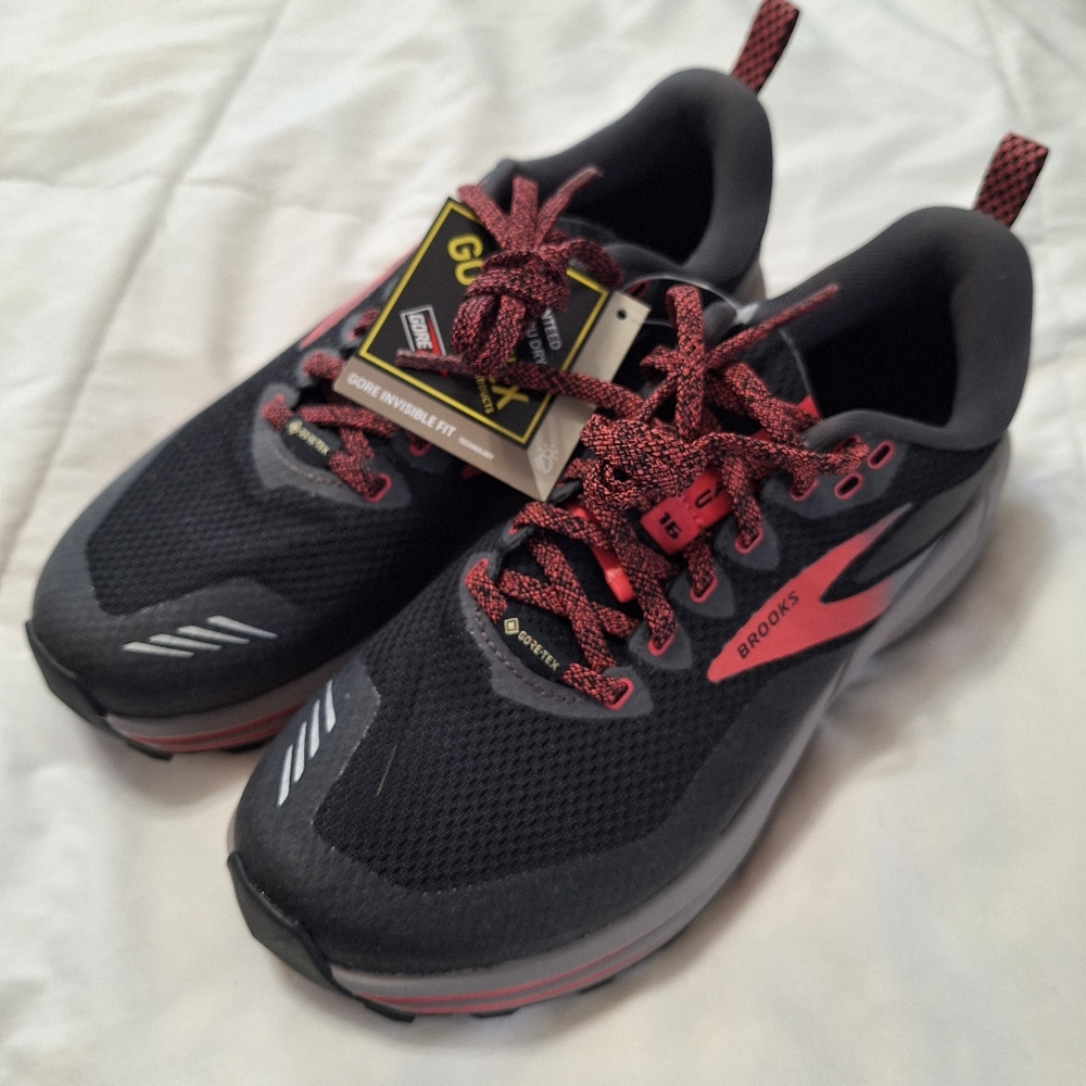 Brooks Goretex Cascadia 16 Women's 8